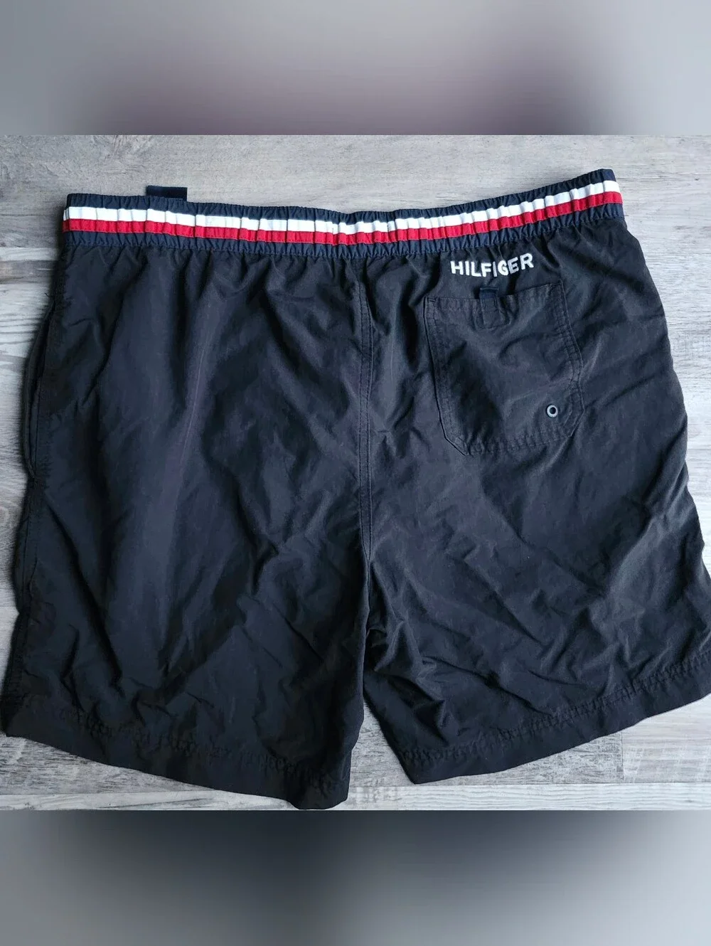 Tommy Hilfiger Black Mesh Lined Swim Trunks Men's Large